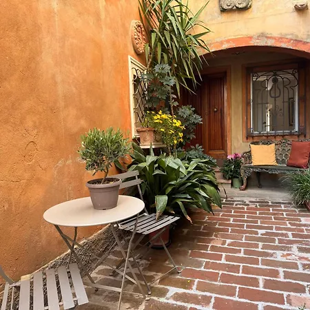La Casetta Di Borgo Лаятико